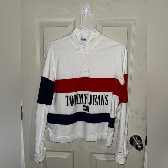 ❤️ 𝐓𝐨𝐦𝐦𝐲 𝐇𝐢𝐥𝐟𝐢𝐠𝐞𝐫 𝐎𝐯𝐞𝐫𝐬𝐢𝐳𝐞𝐝 𝐏𝐨𝐥𝐨 - Picture 2 of 2